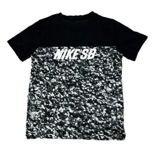 Y2K XL 13-15 Kids Boys Youth Nike SB Black Gray Camo Tee Athletic Athleisure